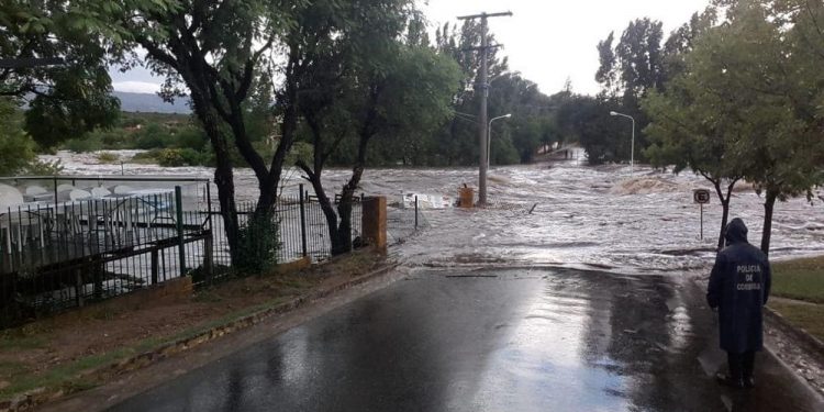 Inundación en Mina Clavero