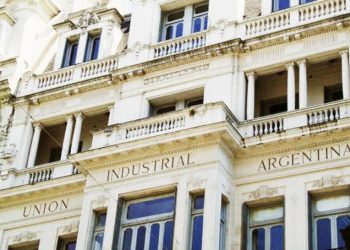 Unión Industrial Argentina (UIA)