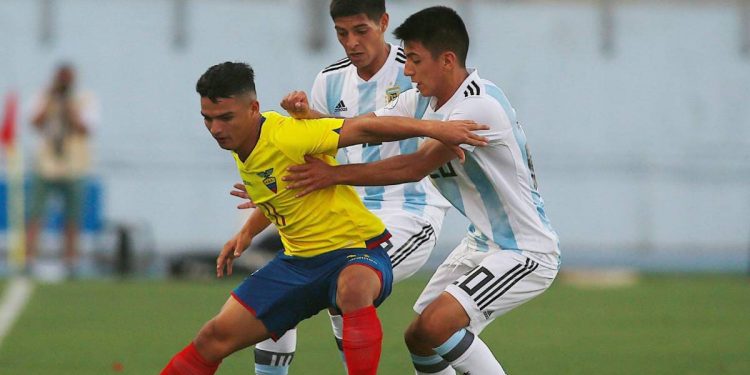 Sub 20 debutó en el hexagonal
