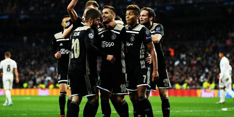 Ajax goleó 4 a 1 al Real Madrid