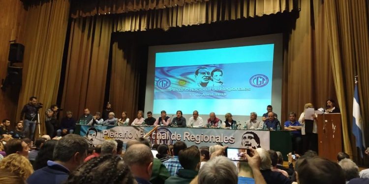 Conferencia de prensa de las CTAs y gremios de la CGT
