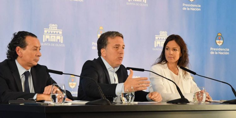 Acuerdo de precios y congela tarifas hasta diciembre