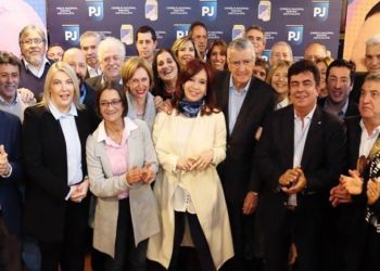 Comisión Directiva y la Mesa de Acción Política del Partido Justicialista.