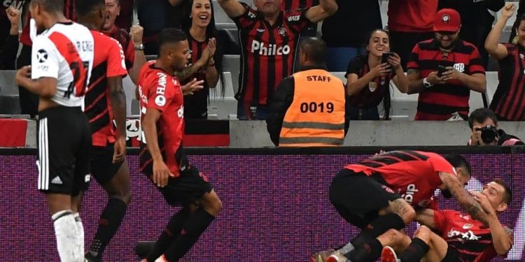 Recopa Sudamericana River Paranaense