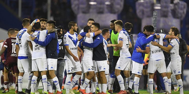 Vélez eliminó a Lanús
