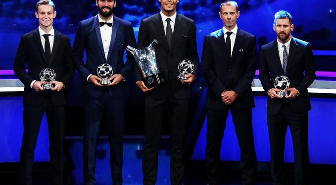 Van Dijk elegido como mejor jugador de la UEFA