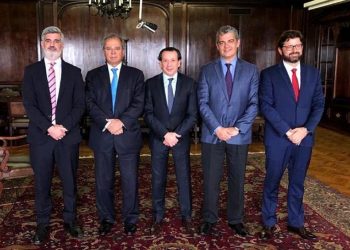 10 años el libre comercio administrado del sector automotriz