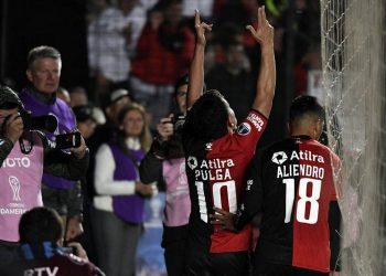 Colón derrotó a Atlético Mineiro