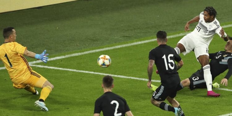 Argentina empató ante Alemania 2 a 2
