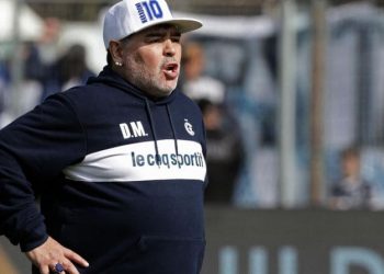 Maradona dt gimnasia