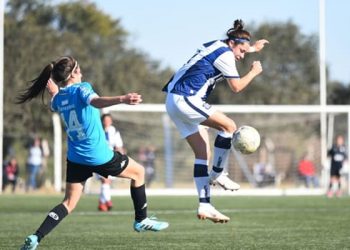 Clásico fútbol femenino