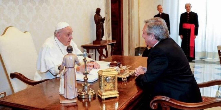 Alberto Fernández se reunió con el Papa en el Vaticano