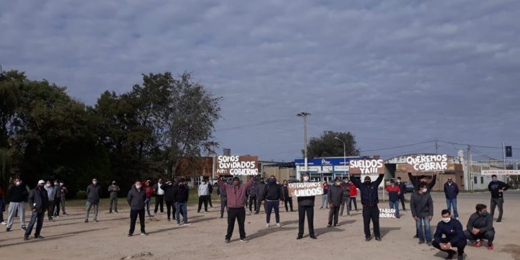 Conflicto chóferes Malvinas Argentinas