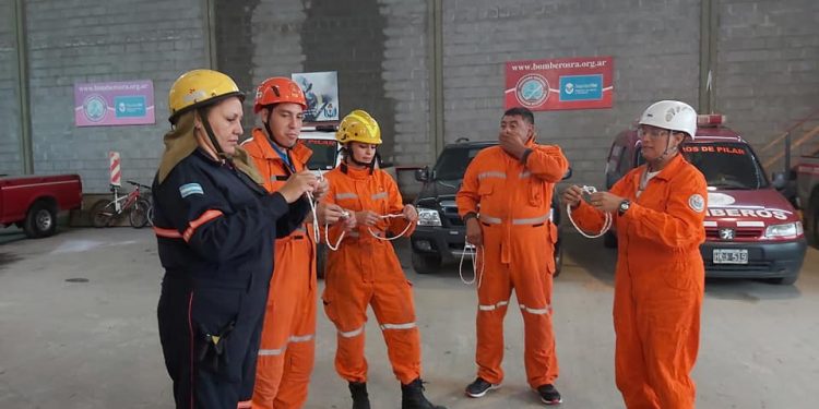 Fundación de Asociación Bomberos Voluntarios de Pilar